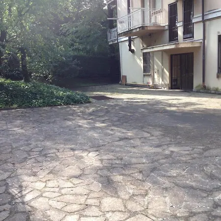 Under Historical Upper Town And Close To The Center !