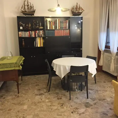 Apartment Under Historical Upper Town And Close To The Center ! Bergamo