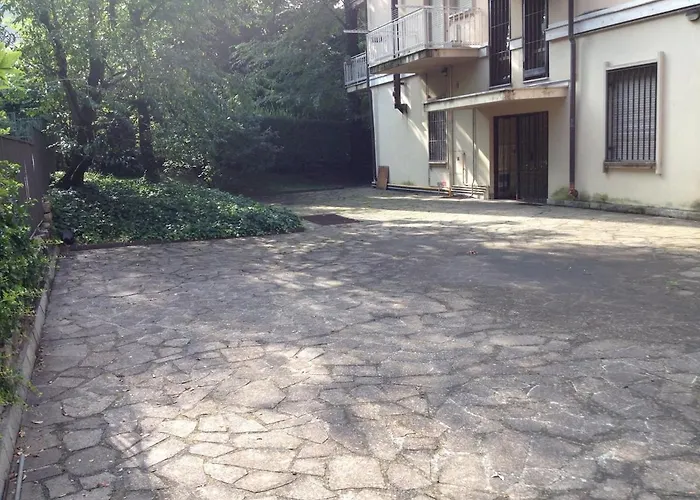 Under Historical Upper Town And Close To The Center !