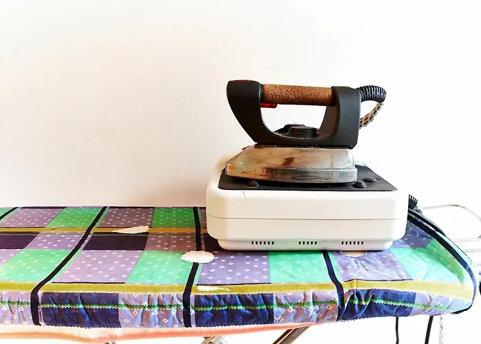 Under Historical Upper Town And Close To The Center ! 아파트