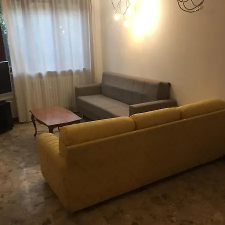 Under Historical Upper Town And Close To The Center ! Μπέργκαμο